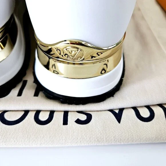 LOUIS VUITTON Run Away Sneaker - Picture 11 of 16